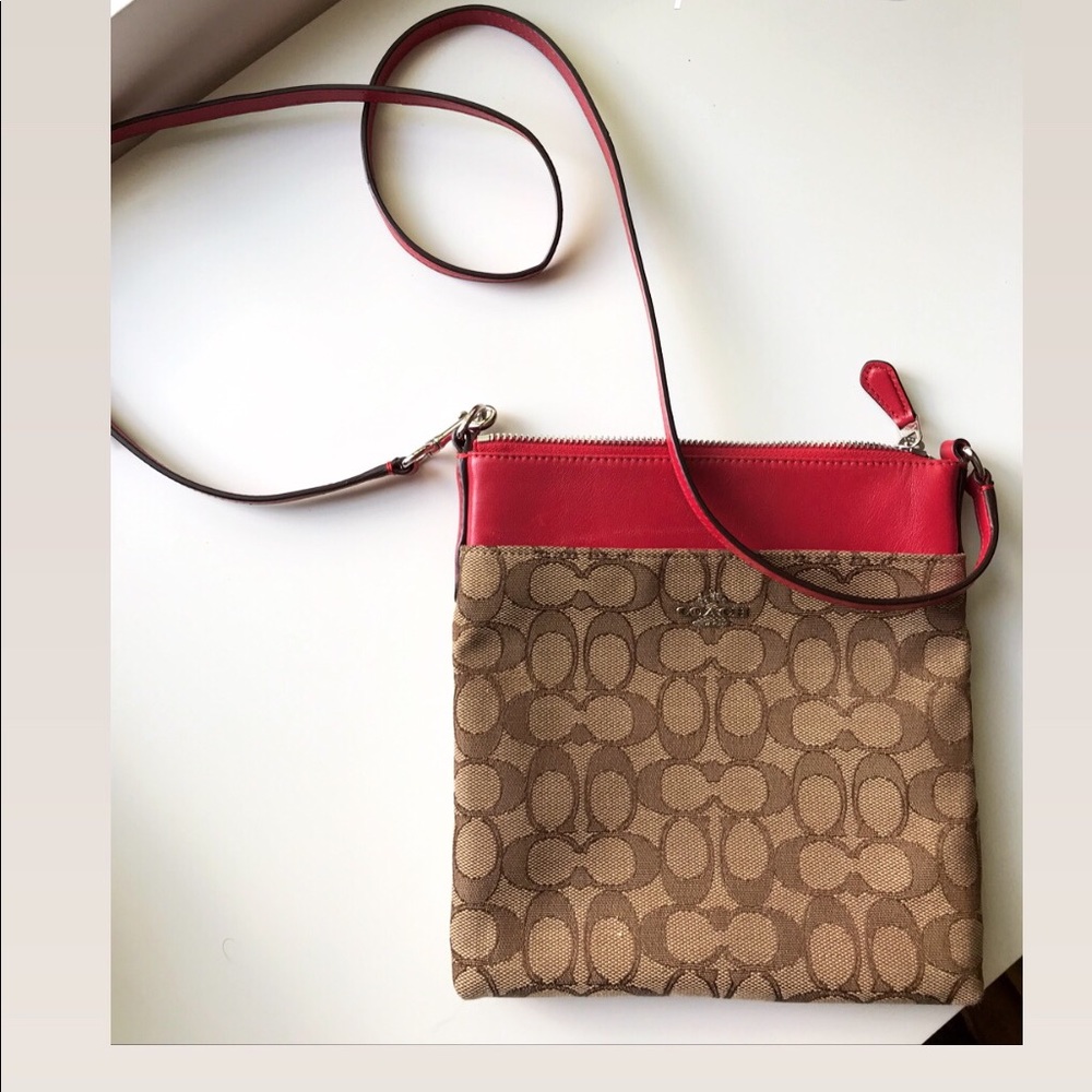 Crossbody COACH Bag. Very lightly used.